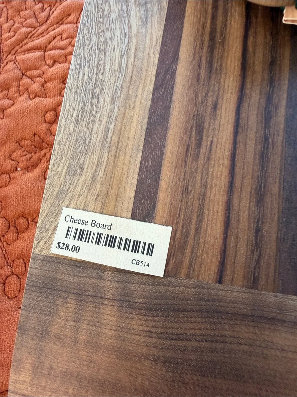 Beautiful Myrtle wood cheeseboard and cutting knife set.
